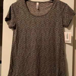 Lularoe classic tee